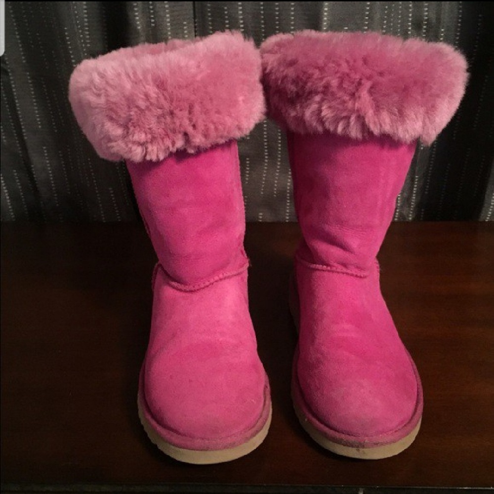 Authentic Ugg Tall boots Size 5 Like New
